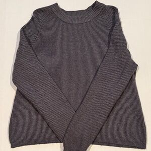 Tahari Charcoal Ribbed Crew Neck Sweater